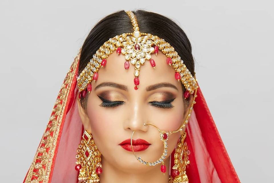 Bridal makeup