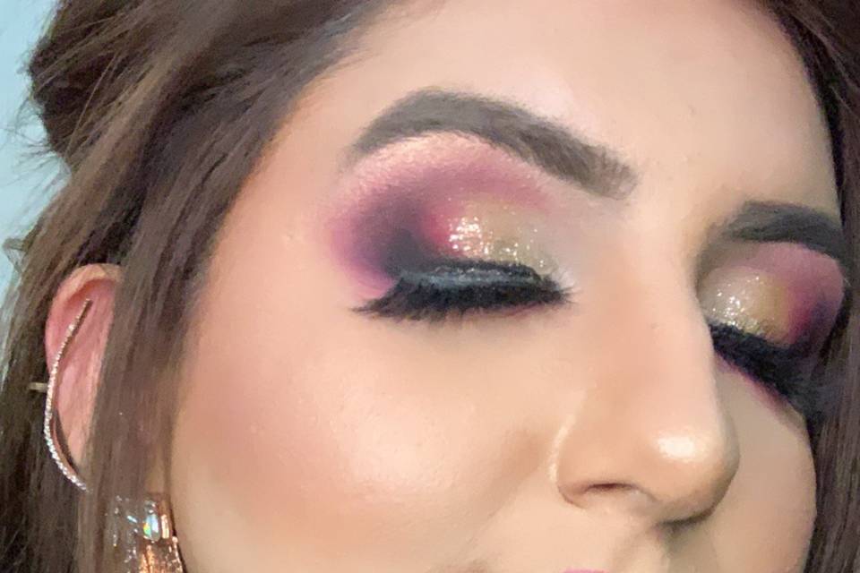 Cocktail makeup