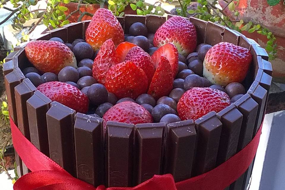 Kitkat cake