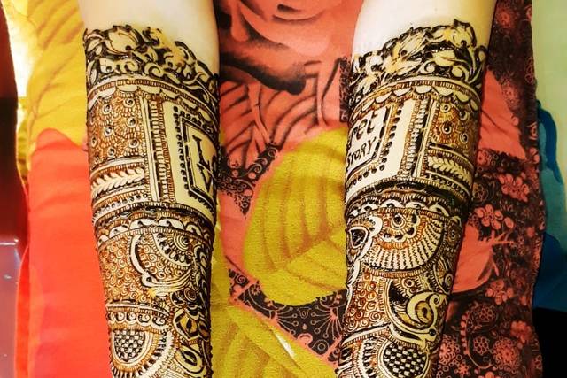 Designer mehndi