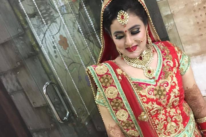 Bridal makeup