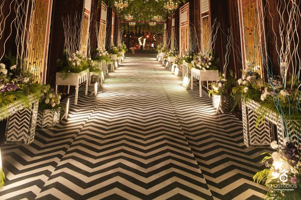 Entrance pathway