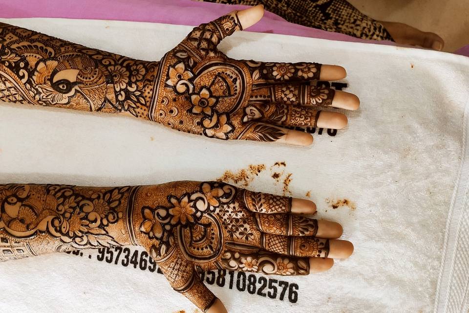 Anmol Mehandi Art