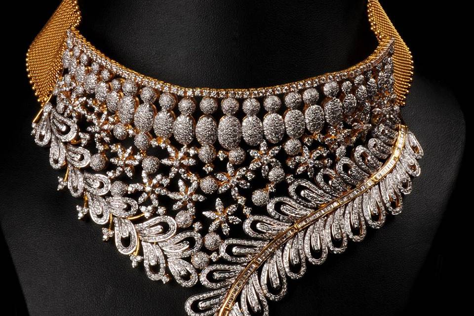 Traditional necklace