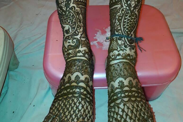 Raj Mehandi Designer