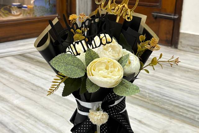 Bottle decor