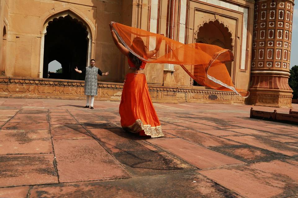 Emotion Captures, Dwarka