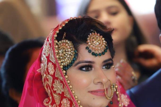 Bride : Arshika