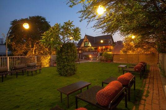 Agashiye Lounge and Garden