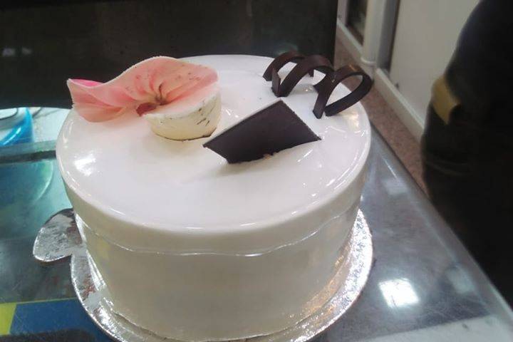 Designer cake