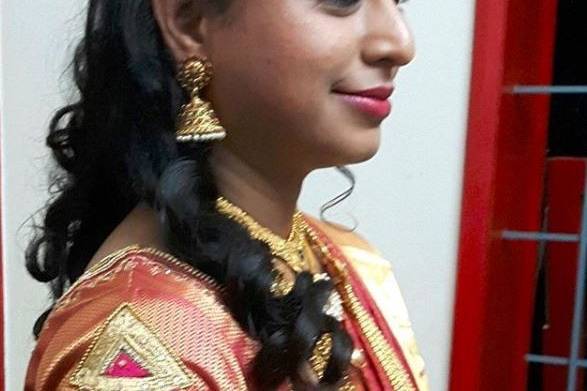 Makeup by Manjunath Narayan Swamy