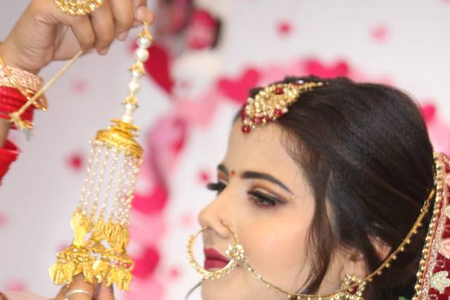Bridal makeup