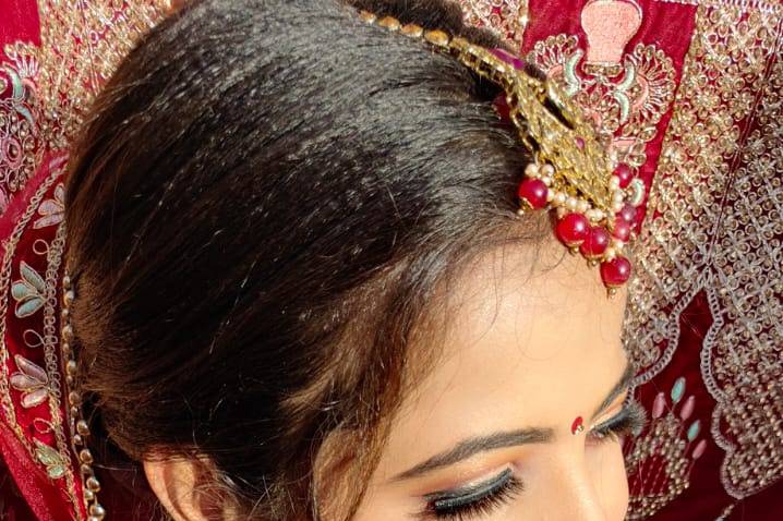 Bridal makeup