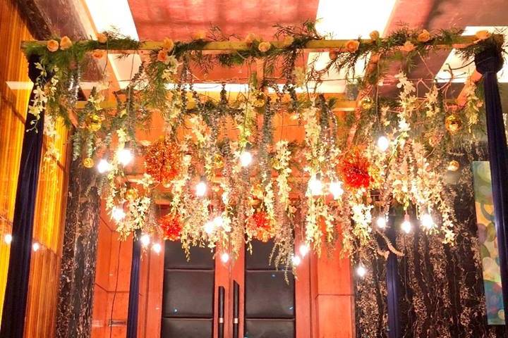 Entrance decor