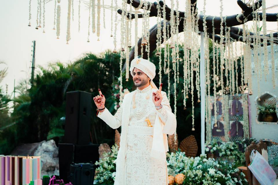 Groom