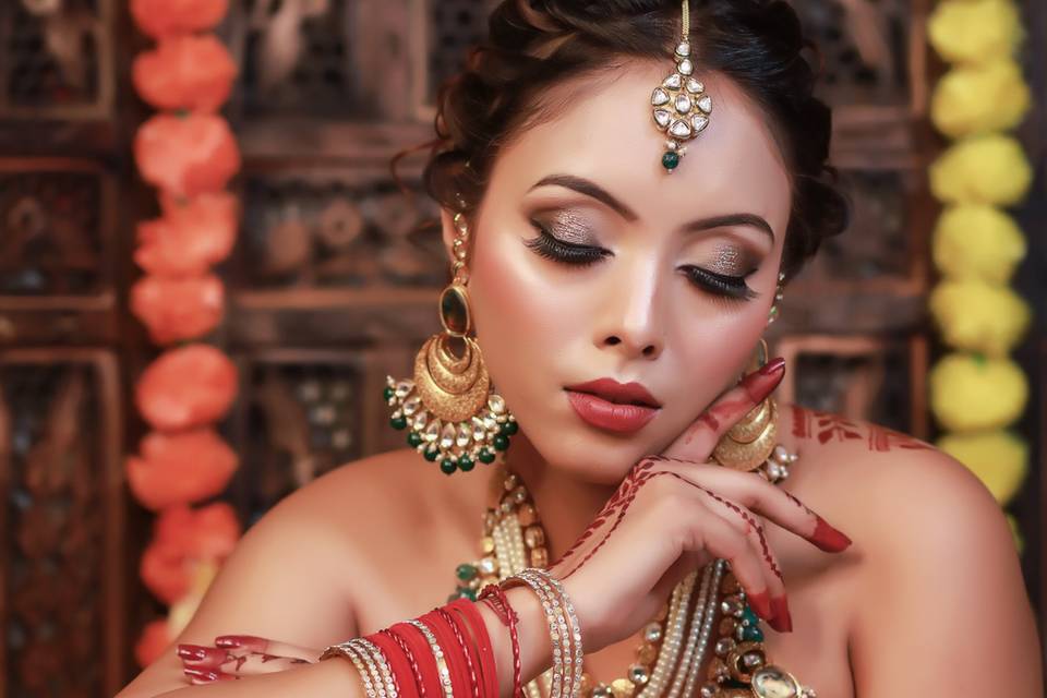 MAKEUP BY DEEPTI AGGARWAL