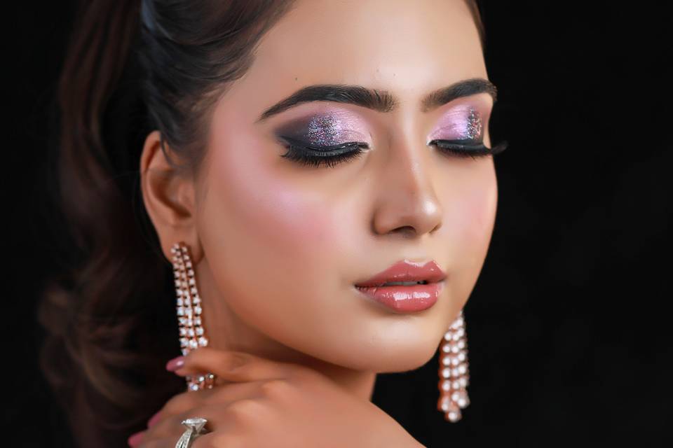 MAKEUP BY DEEPTI AGGARWAL