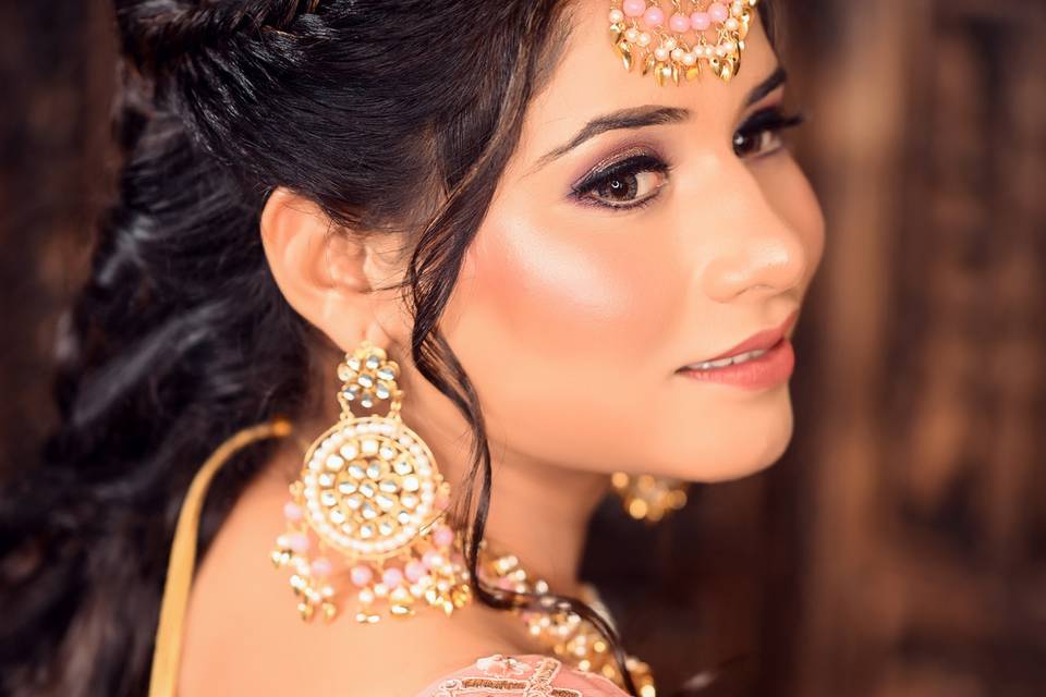 MAKEUP BY DEEPTI AGGARWAL