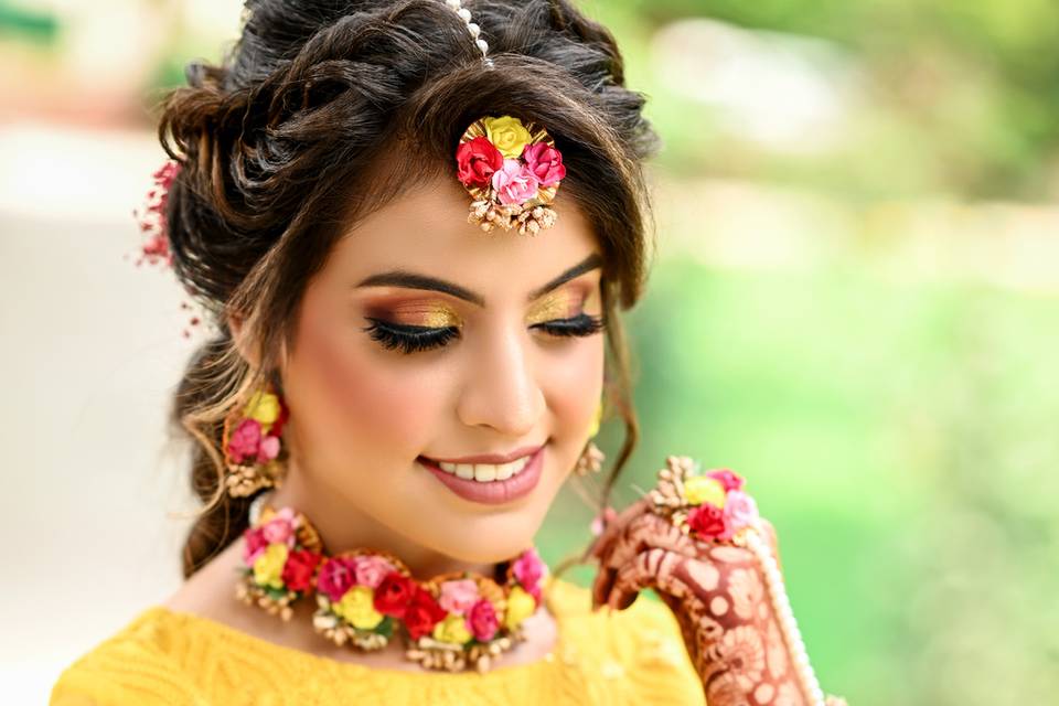 MAKEUP BY DEEPTI AGGARWAL