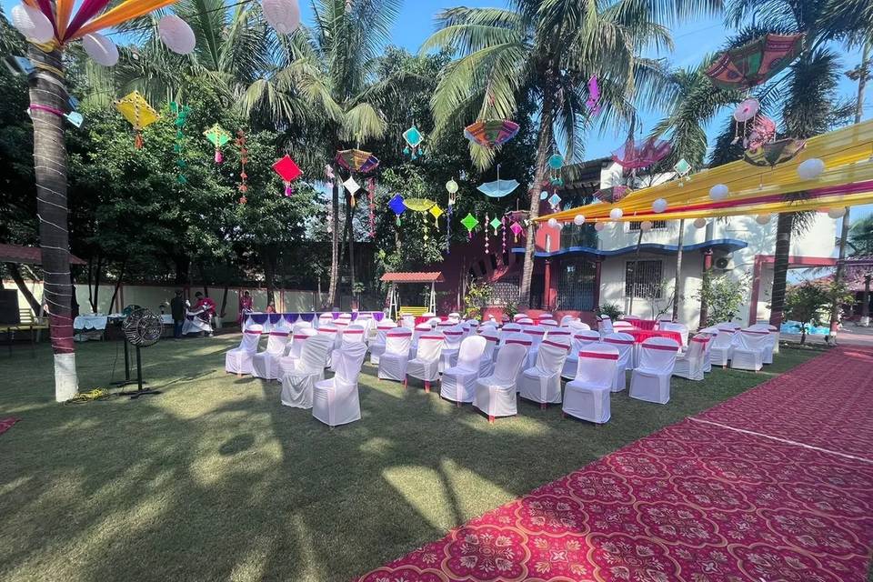 Lawn area