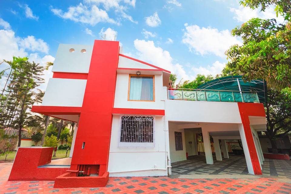 Accommodation