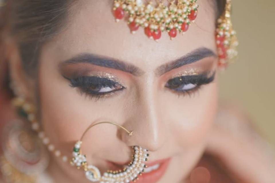 Bridal make-up