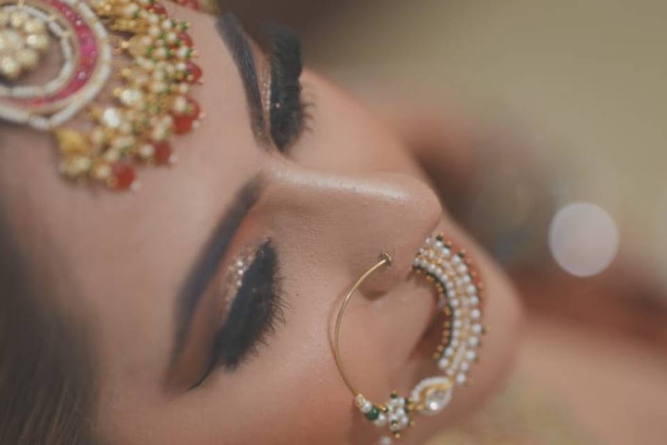 Bridal make-up