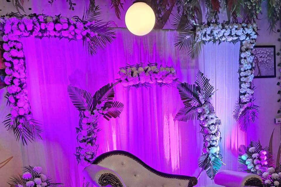 Engagement decor