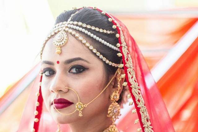 Bridal makeup