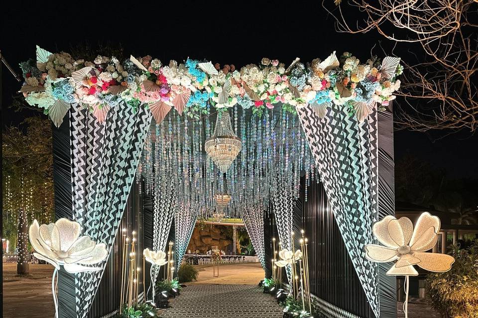 Entrance decor