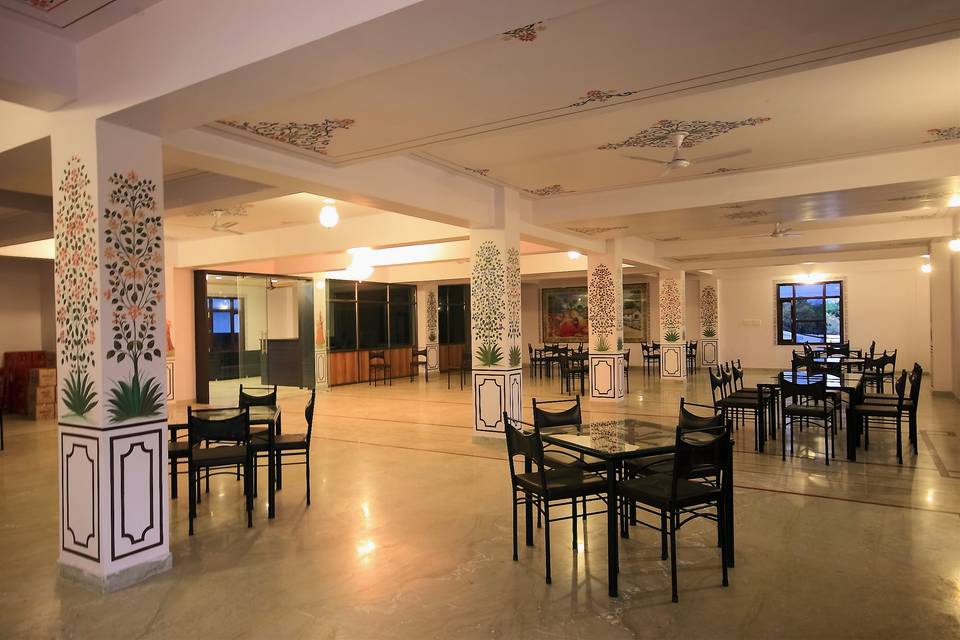 Hotel devi palace