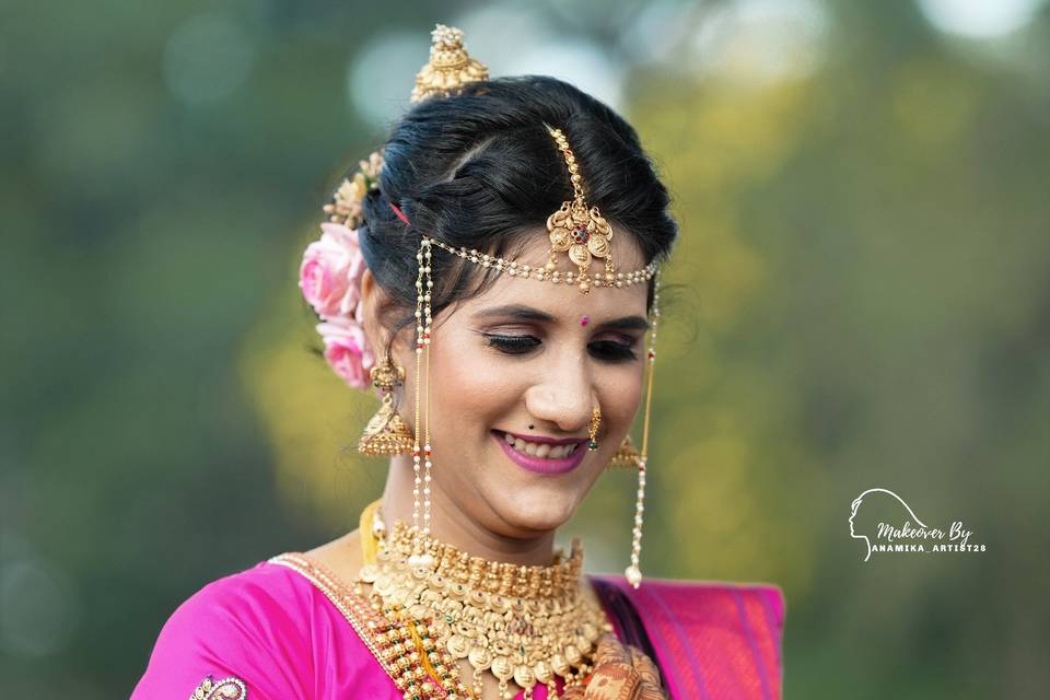 Maharashtrian bride