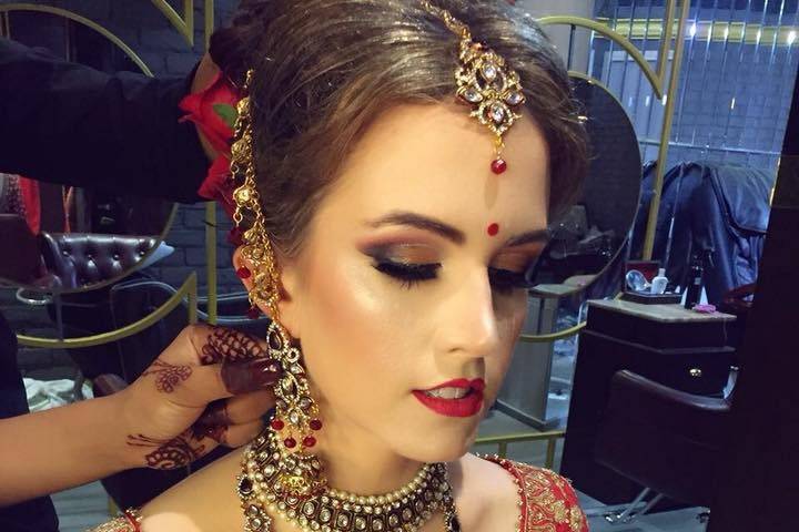 Bridal makeup