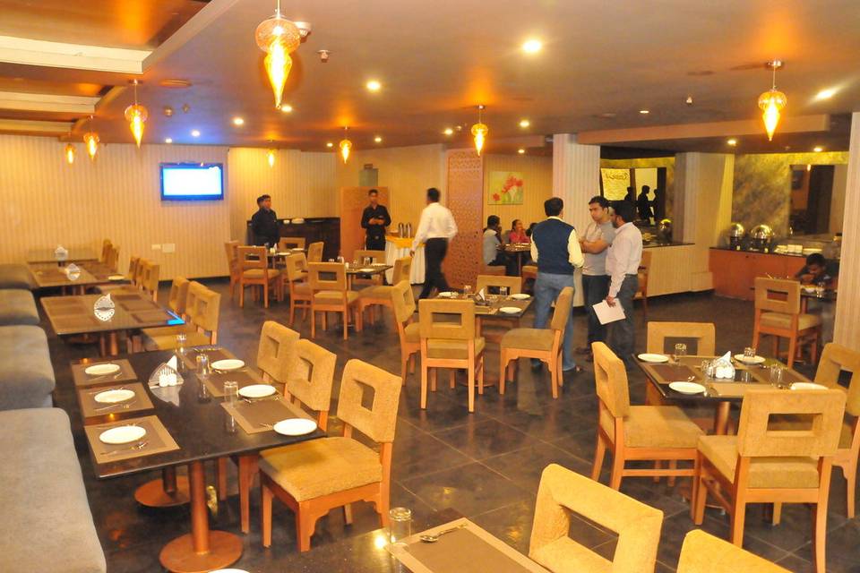 Restaurant main image with stf
