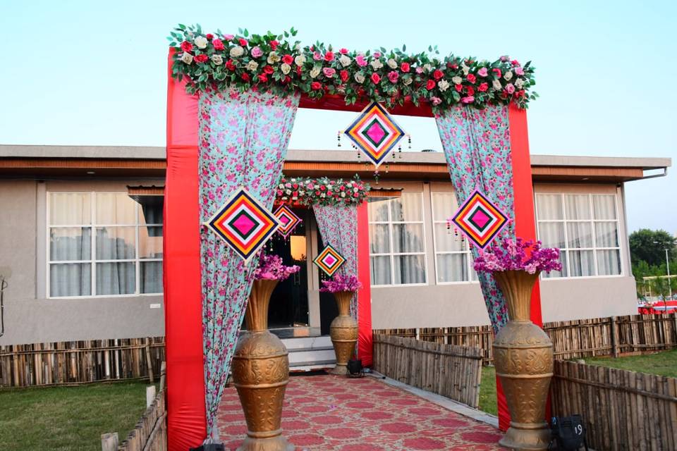 Entrance Decor