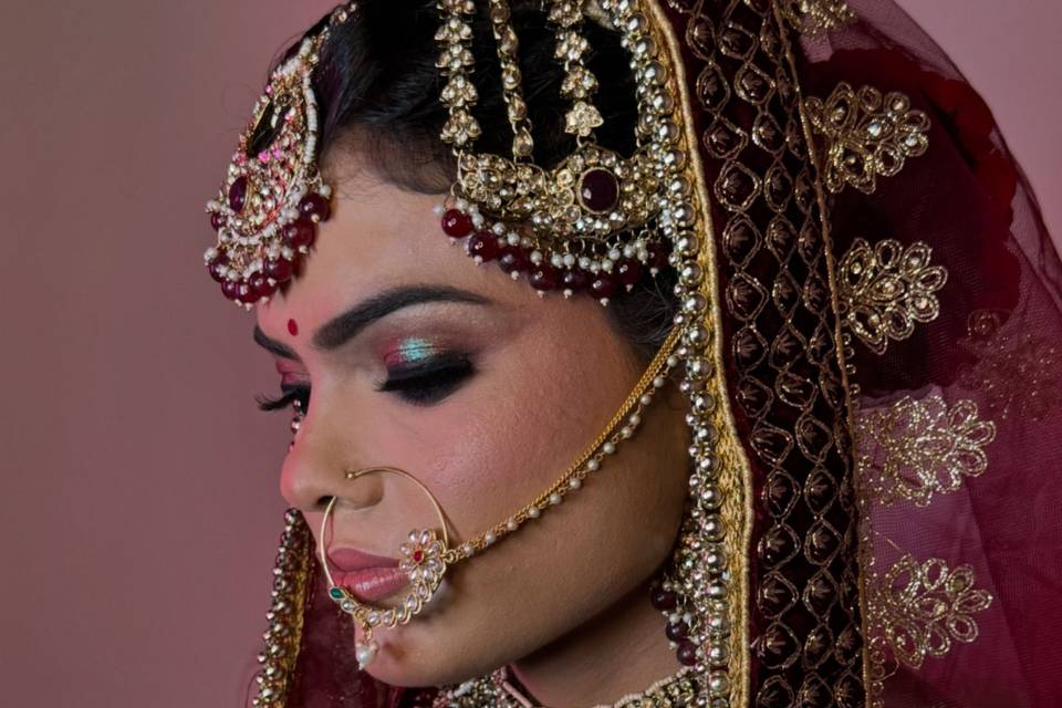 Makeup by Vaibhavi Gupta