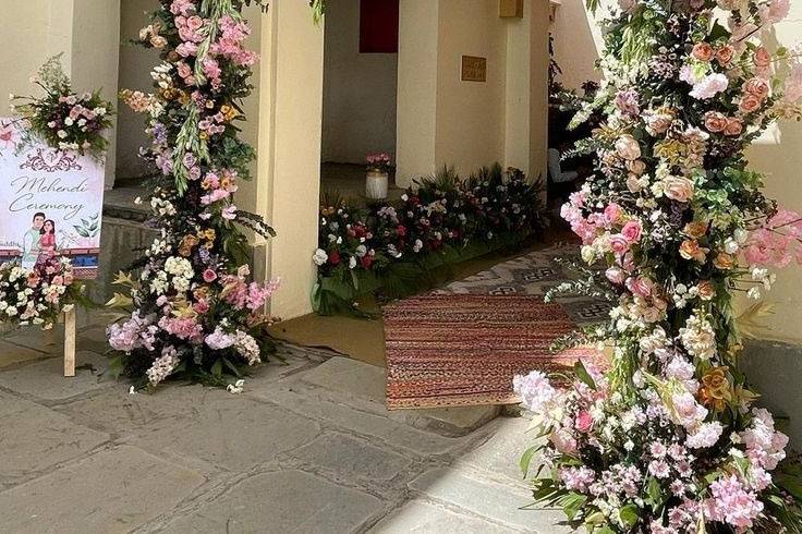 Entrance decor