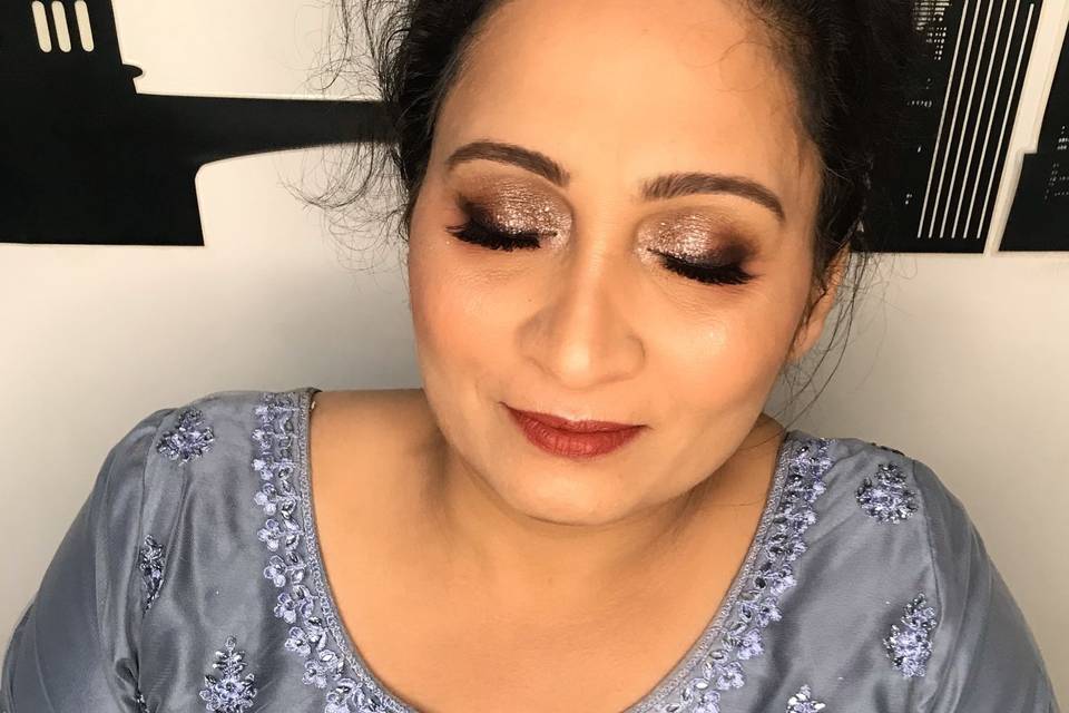 Party makeup