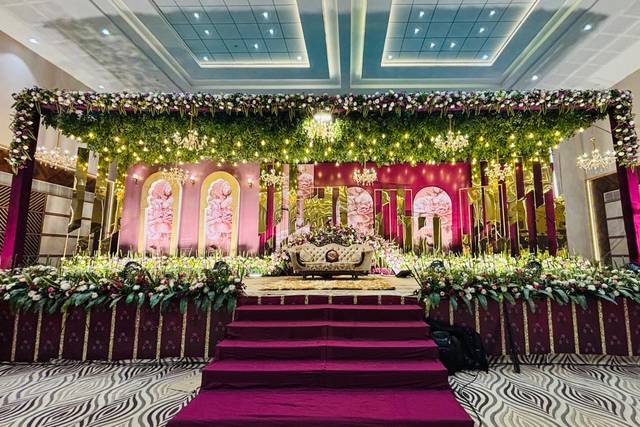 Traditional Royal Stage