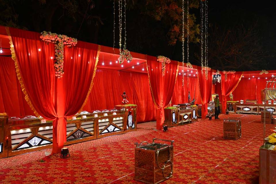 Royal Red Theme