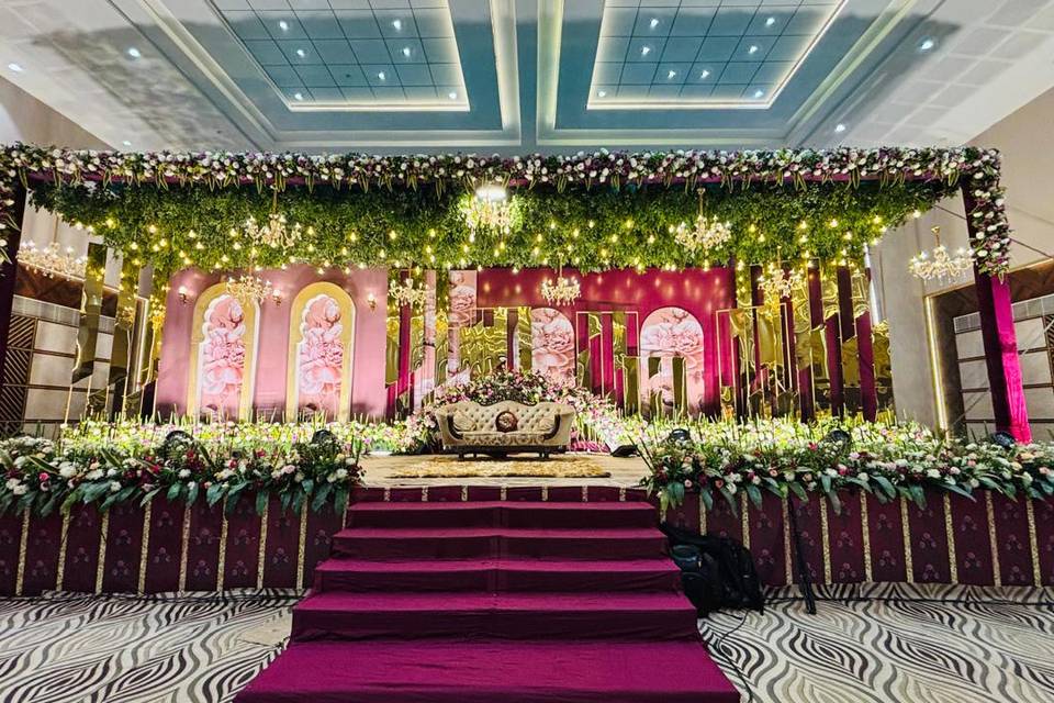 Traditional Royal Stage