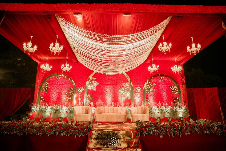 Royal Red Floral Stage