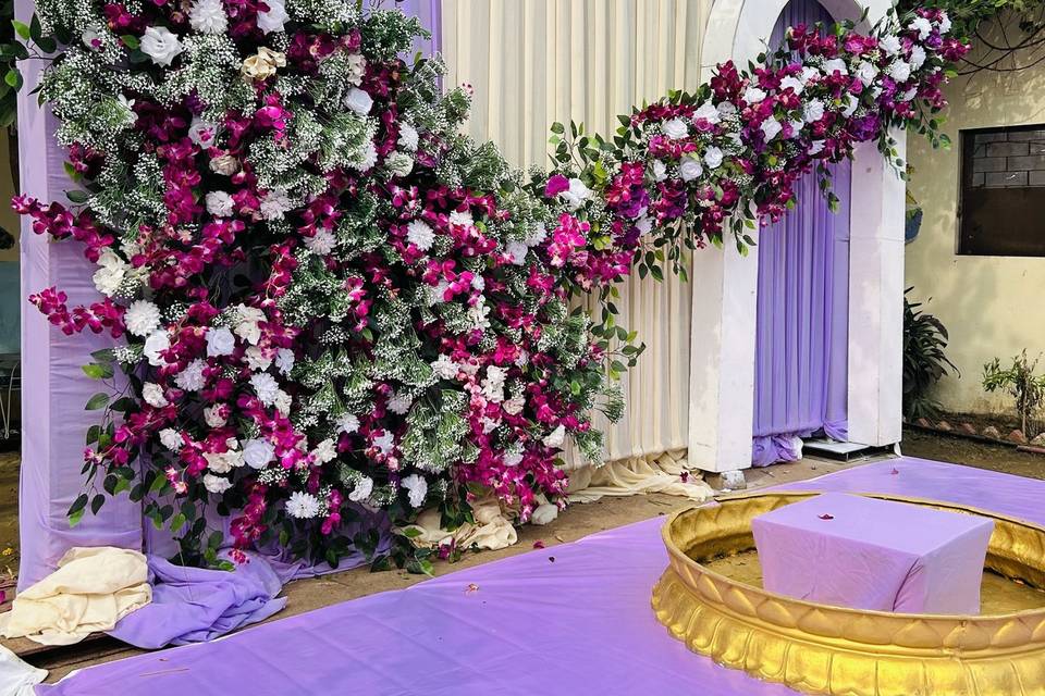 Lavender Floral Haldi Stage