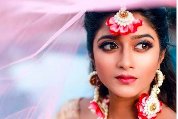 Party makeup