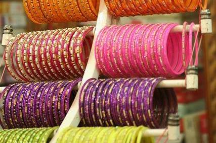 Rathore Bangles & Cosmetic Store