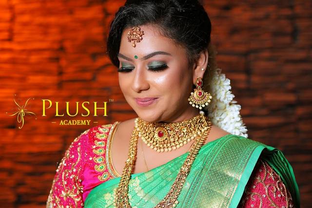 Plush boutique and beauty hot sale lounge bridal makeup cost