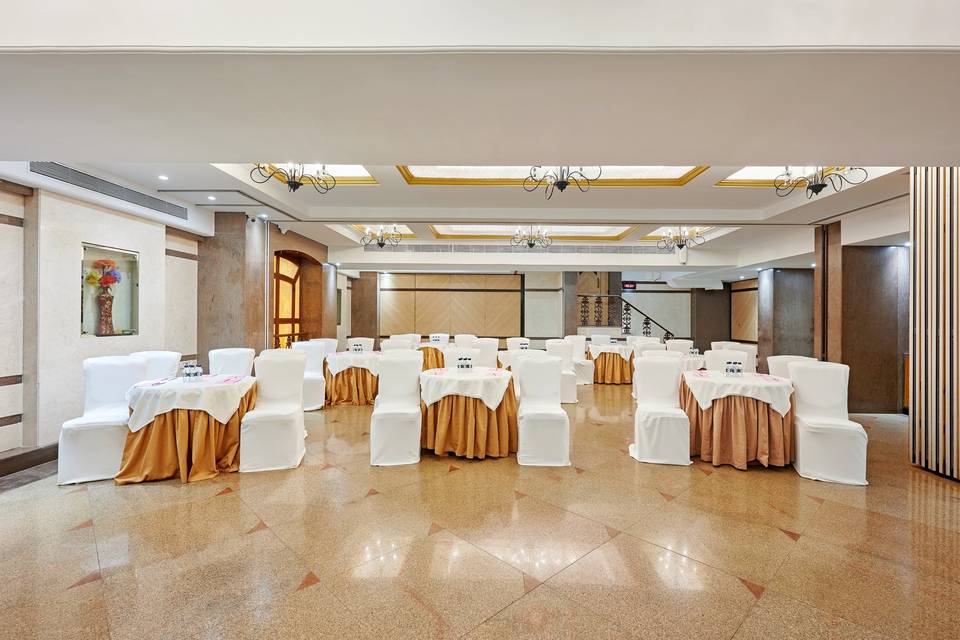 Banquet -    -1 Floor