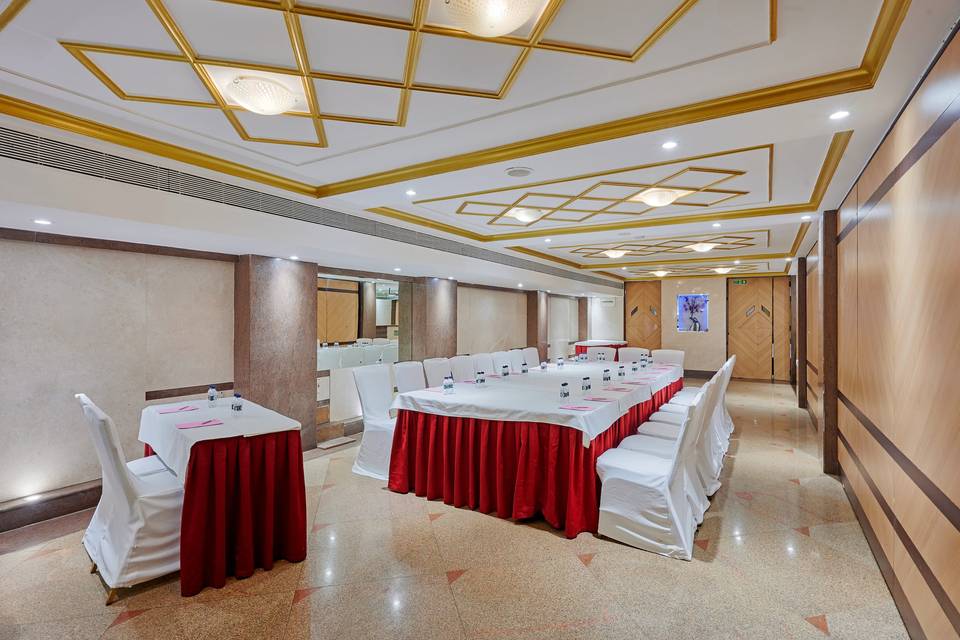 Banquet -    -1 Floor