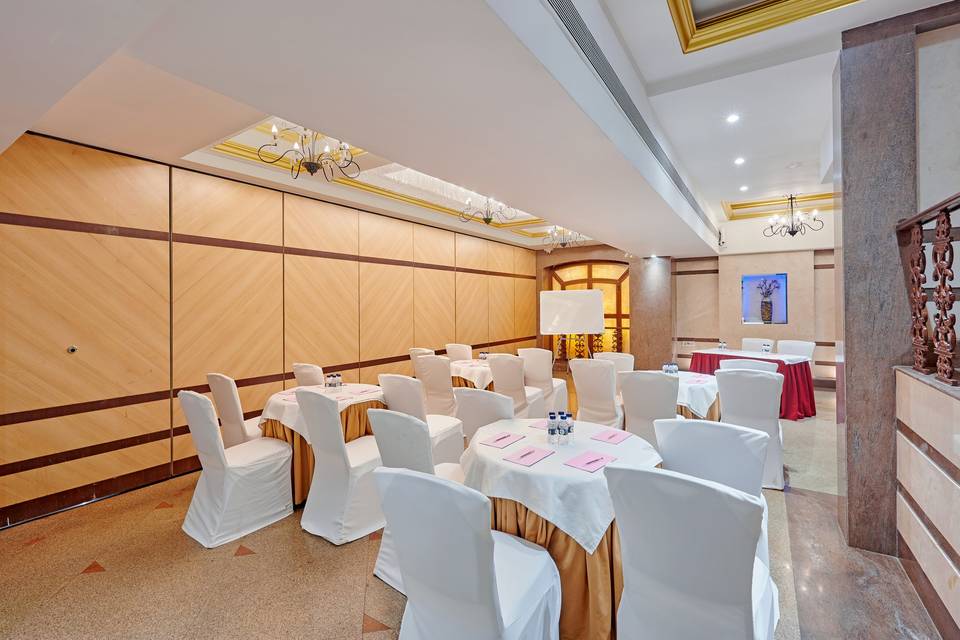 Banquet -    -1 Floor