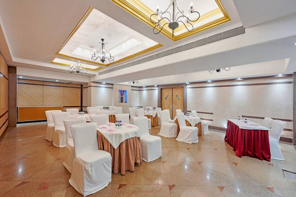 Banquet -    -1 Floor